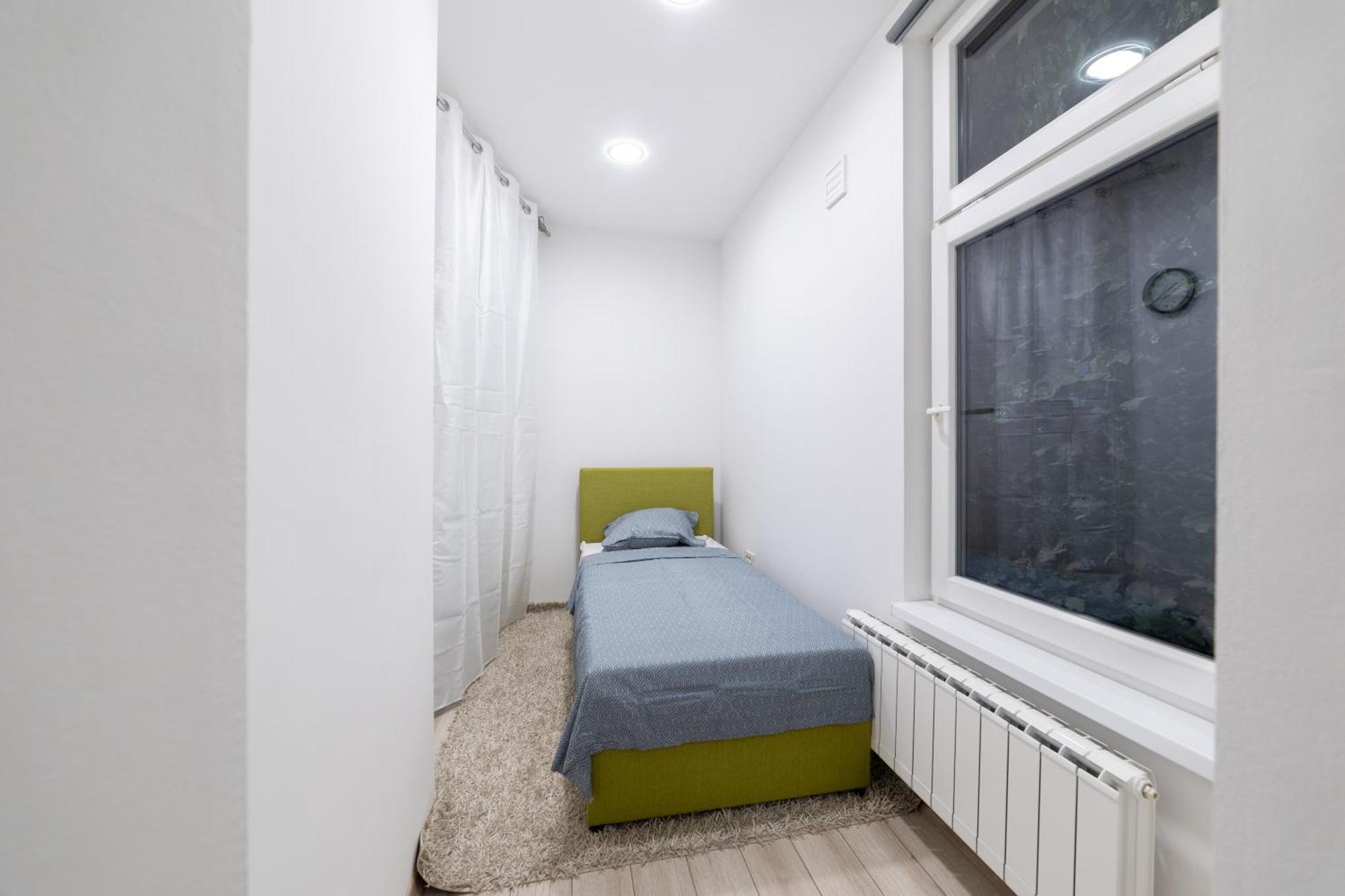 Old Town Colorful Two-Bedroom Apartment ซาราเยโว ภายนอก รูปภาพ
